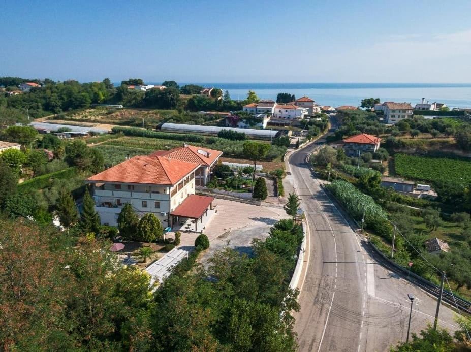 Bed and Breakfast Il Magnolia Francavilla Al Mare Exterior foto